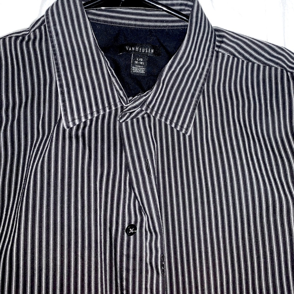 Van Heusen Button down